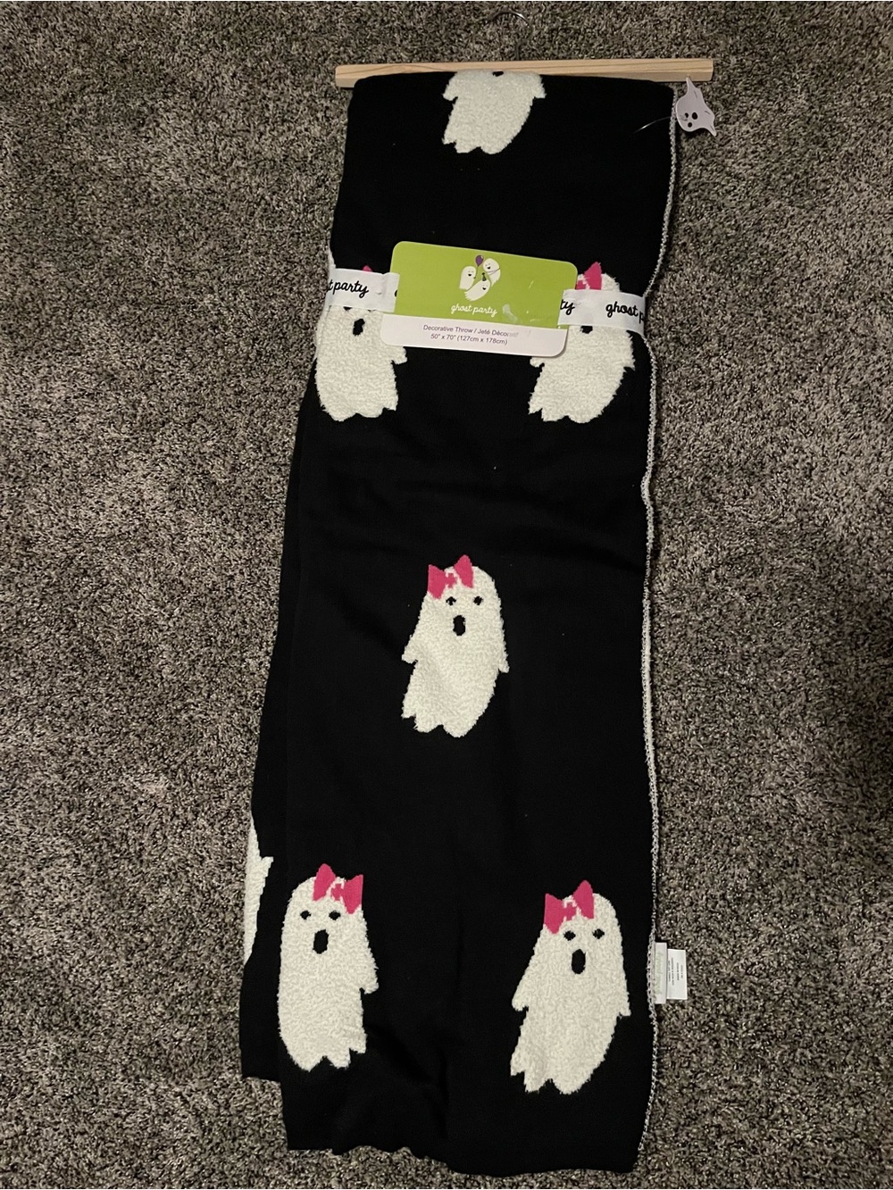 Halloween ghost blanket